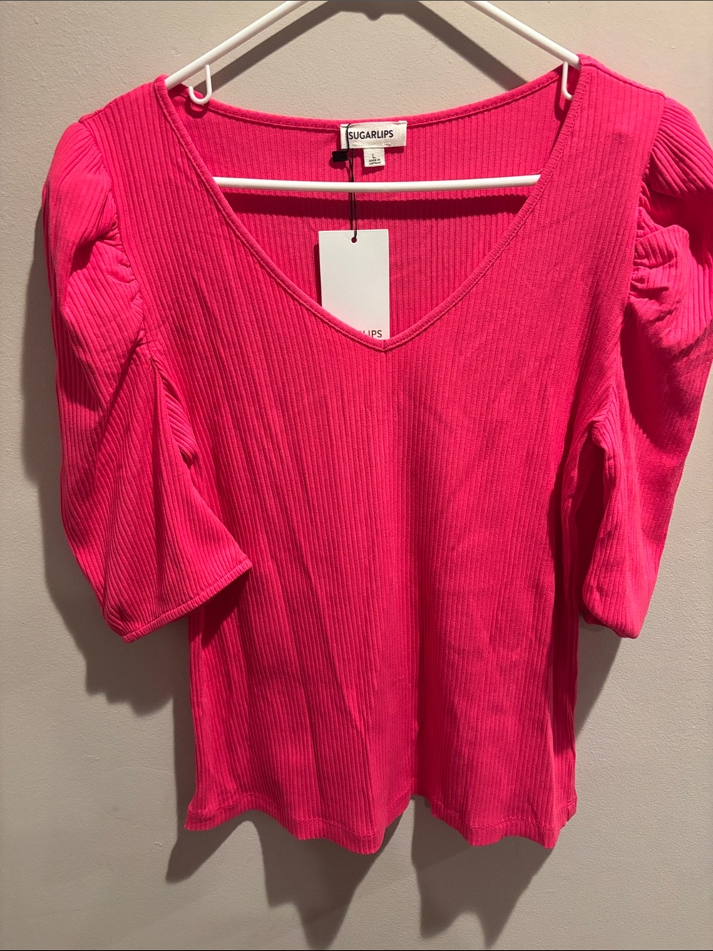 Sugarlips Ribbed V-Neck Puff Sleeve Top in Bright Pink